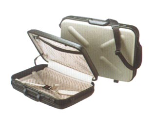 ルイジコラーニ スーツケース-